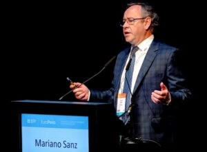 Colgate at the EuroPerio9 - symposium about the Perio & Caries initiative.